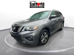 2018 Nissan Pathfinder SV